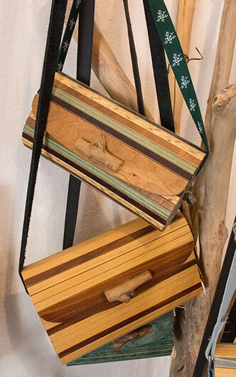 Handtaschen aus Holz